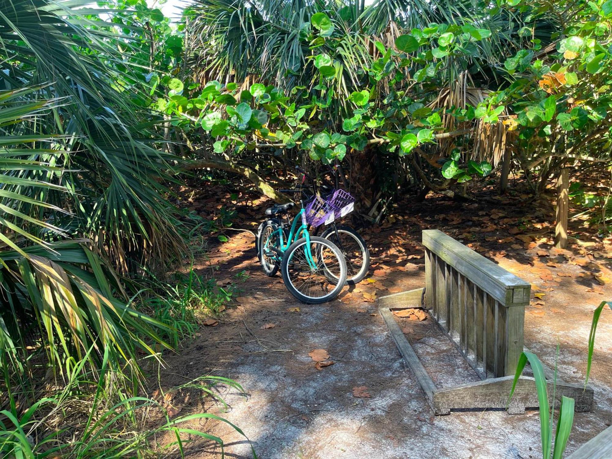 Anna Maria Island Runaway Tropical Dream-One Minute Walk To The Beach-Heated Pool Bradenton Beach Exterior foto